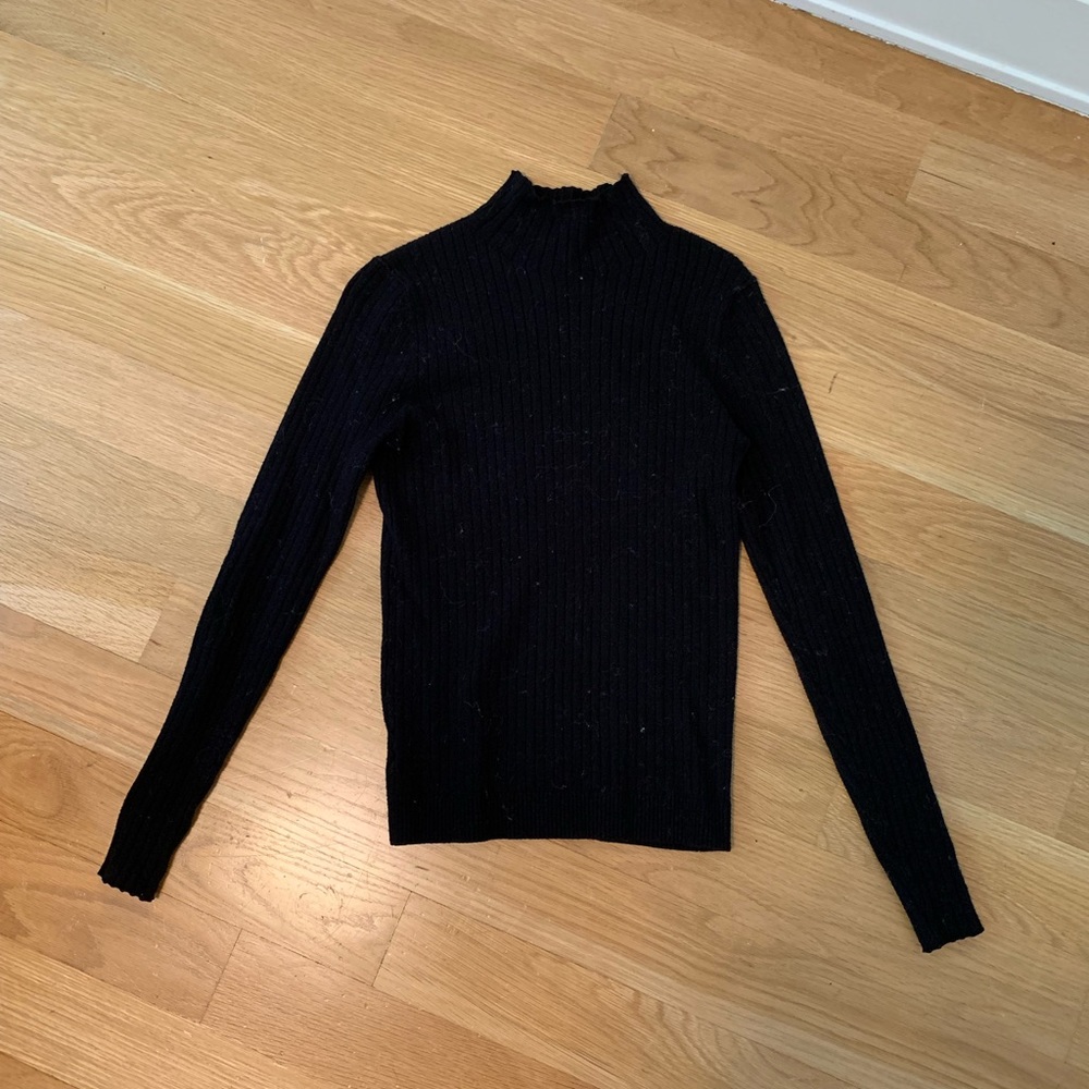 Loft black long sleeve jr turtleneck